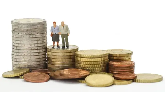 Manovra 2023, salta l’aumento sulle pensioni minime: come cambia l’assegno?