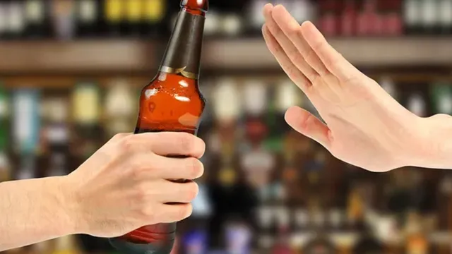 Cosa succede al tuo corpo quando smetti di bere (troppo) alcol