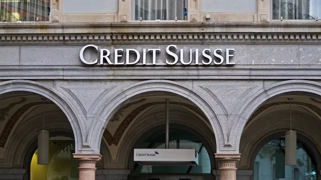 Credit Suisse, la crisi continua: i conti in rosso del 2022