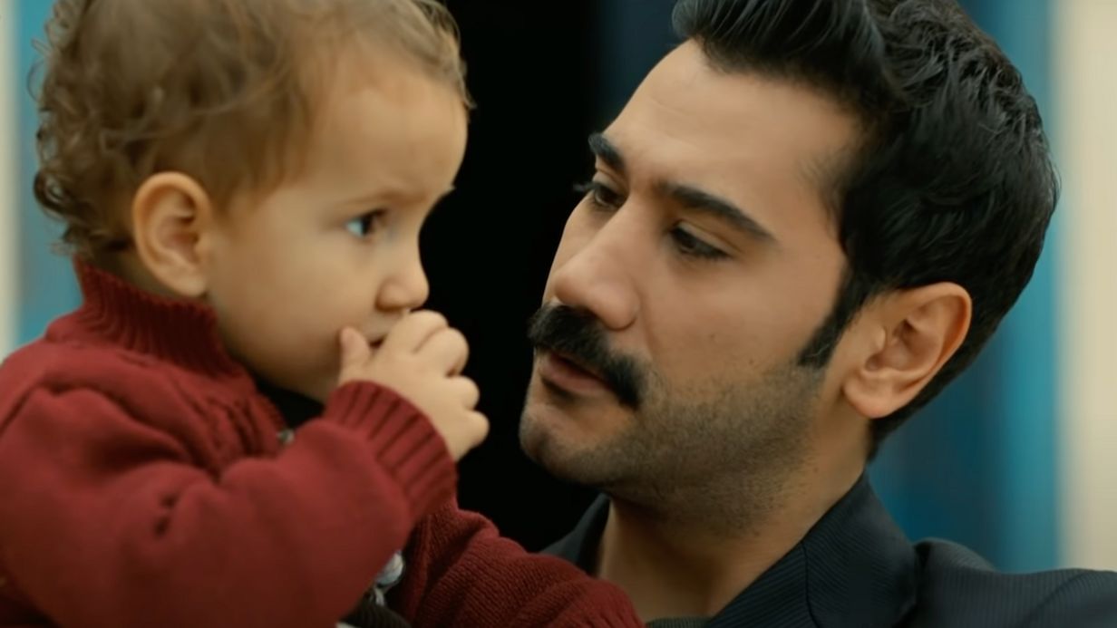 Terra Amara, anticipazioni dal 17 al 23 aprile Adnan figlio di Yilmaz e Zuleyha, Mujgan a pezzi Terra Amara, anticipazioni dal 17 al 23 aprile Adnan figlio di Yilmaz e Zuleyha, Mujgan a pezzi