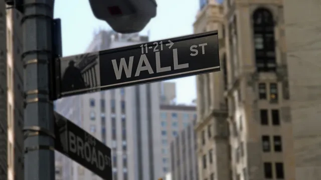 Azioni USA in rialzo, inflazione eurozona in calo