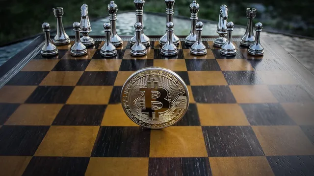 Bitcoin: crollo o rally in arrivo? 