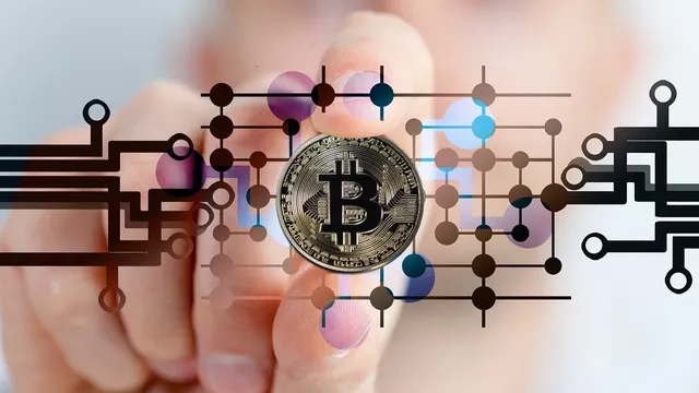 La Securities and Exchange Commission (SEC) concede l'approvazione per l'inizio delle negoziazioni di 11 ETF sul Bitcoin fisico
