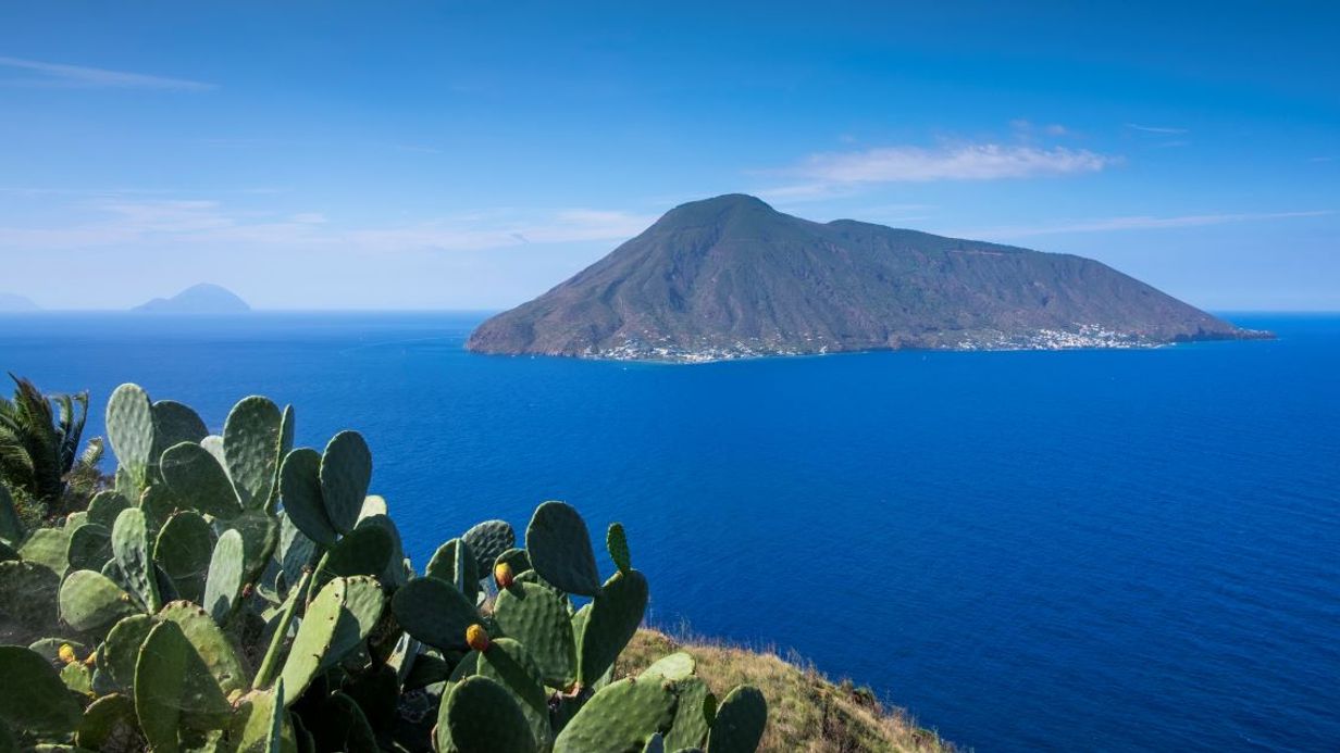 Isole Eolie con 500 euro: una vacanza al mare ...