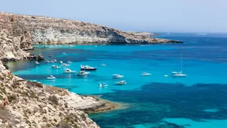 Lampedusa fai da te: ecco tutto ciò che devi sapere per prenotare vacanze economiche
