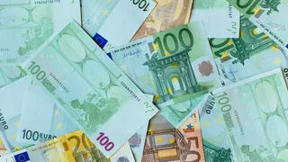 Busta paga, in arrivo aumento da 230 euro sullo stipendio, per chi?