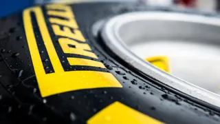 Pirelli in marginale rialzo. Raggiunto un importante traguardo per l'omologazione dei pneumatici per auto elettriche