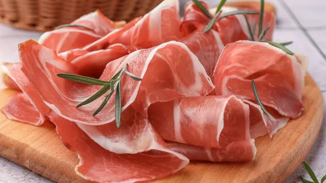 Richiami alimentari, prosciutto crudo e zenzero ritirati dal mercato