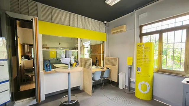 Poste Italiane, al via nuove assunzioni: candidature entro il 30 novembre. Ecco le figure ricercate