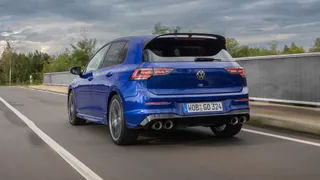 Auto, Volkswagen conferma la crisi