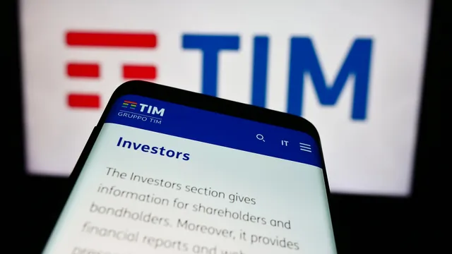 Telecom Italia rimbalza, broker ottimisti e movimenti nell'azionariato