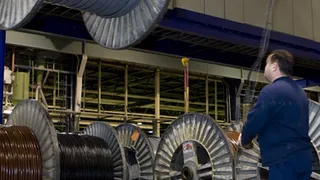 Prysmian crolla dopo i conti 2024, titolo giù del 17%, pesa la guidance del 2025