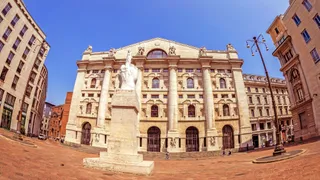 Piazza Affari positiva, estende il rimbalzo