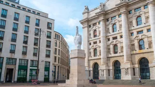 Piazza Affari estende il rimbalzo e tocca i massimi da fine marzo