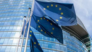 Eurozona, Commissione taglia stime crescita