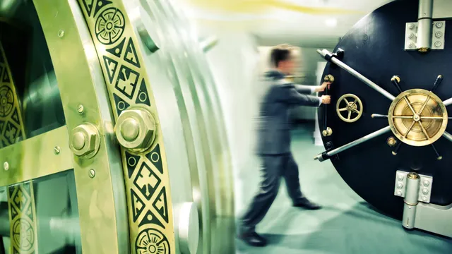 Risiko bancario, stop and go per BPER e Unicredit