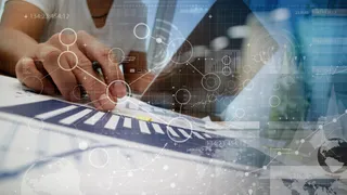 Tinexta pronta a riattivare il rally su ipotesi interesse fondi