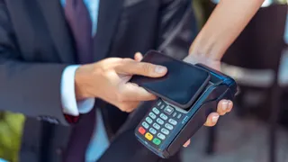 Nexi, Barclays pone il prezzo obiettivo su livelli critici 