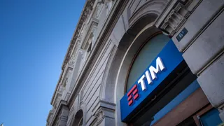 Tim brillante dopo i dati del primo semestre