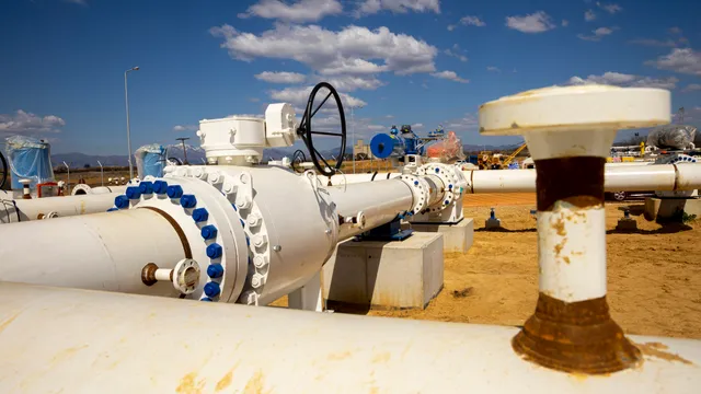 Russia-Ucraina ai ferri corti: petrolio e gas in rialzo