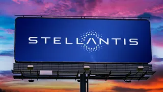 Stellantis: cosa fare ora con il titolo