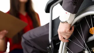 Novità Legge 104, aumentano permessi retribuiti e congedo, quali sono i benefici in arrivo