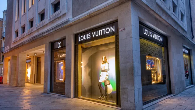 LVMH ricarica il lusso con le vendite del trimestre