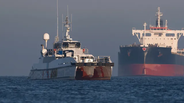 Tregua marittima tra Stati Uniti e Cina: sospese per un anno le tasse sulle navi