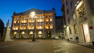 Piazza Affari poco mossa, vicina ai recenti massimi pluriennali