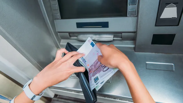 Pagamento ADI novembre 2025 in anticipo, quando arriva l’Assegno di Inclusione