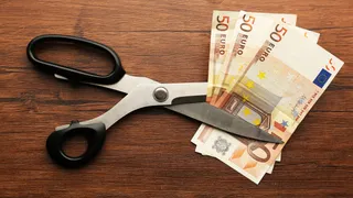 Tredicesima, perché di solito è più bassa dello stipendio?