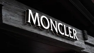 Azioni lusso in progresso