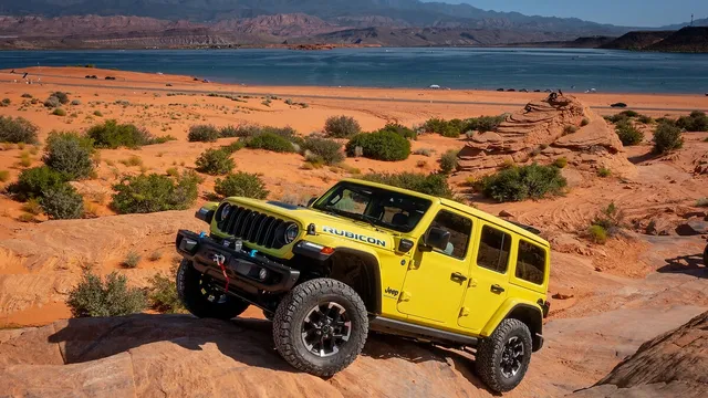 Auto, buoni i dati delle vendite UE a ottobre, ma il settore non si scalda