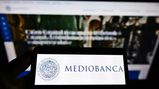 Azioni Mediobanca poco attraenti secondo Barclays