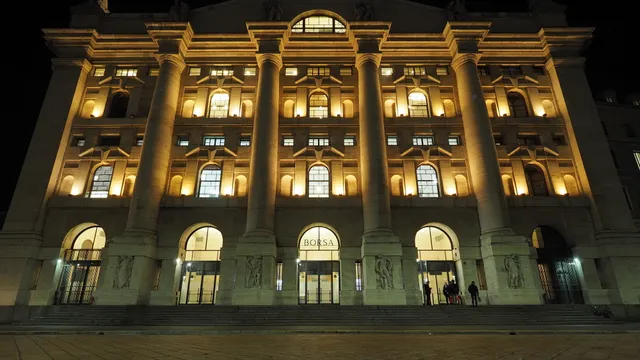 Piazza Affari stabile prima della lunga pausa natalizia