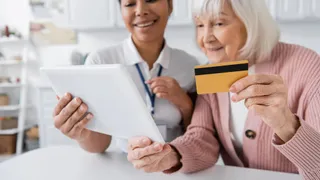 Carta Acquisti 2026, anche quest’anno al servizio di anziani e genitori in difficoltà