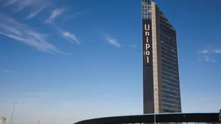 Azioni Unipol vicine a massimi pluriennali