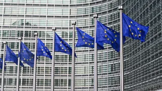 Golden power, Roma e Bruxelles ai ferri corti