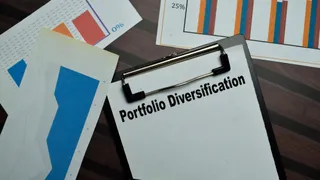 Costruzione del portafoglio finanziario: strategie di diversificazione e ruolo degli strumenti passivi