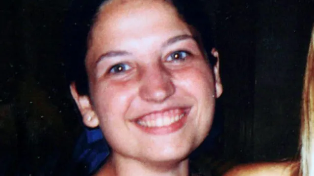 Garlasco, il racconto del medico del 118 sul ritrovamento del corpo di Chiara Poggi: "Non c'era rigor mortis"