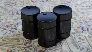 Petrolio, quanto mi costi? Tra crolli improvvisi e tensioni geopolitiche il mercato resta nervoso