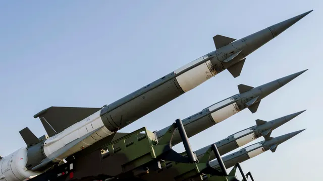 Azioni difesa in rosso nonostante scenario favorevole in Medio Oriente