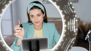 Influencer, arrivano le FAQ dell’Autorità delle Comunicazioni