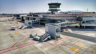 Aeroporto di Bologna, azioni in calo con un report di Mediobanca, Seco in rally con i conti 2025