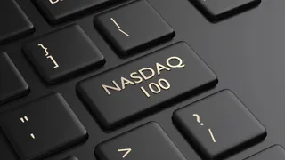 Nasdaq 100 e S&P 500 rompono le medie chiave, compare un doppio massimo