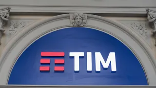 Borsa Italiana, le azioni di TIM e Safilo sotto la lente