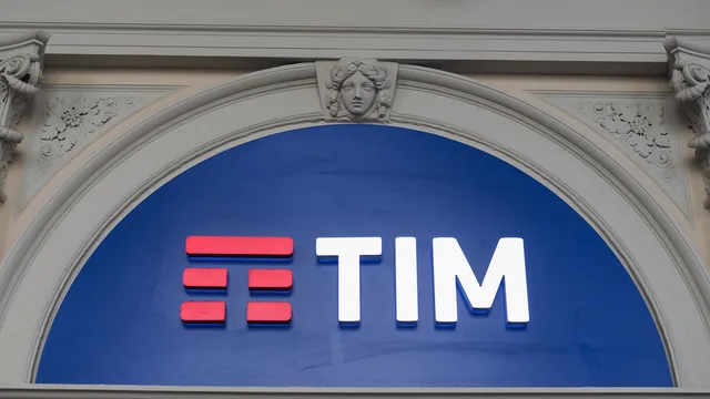 Borsa Italiana, le azioni di TIM e Safilo sotto la lente