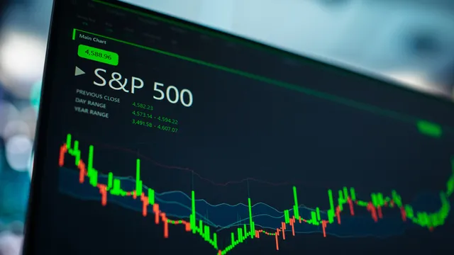 Wall Street corre grazie agli utili, ma sotto la superficie emergono le prime crepe nel tech