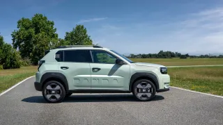 Stellantis in retromarcia dopo i dati, nonostante il ritorno all'utile 