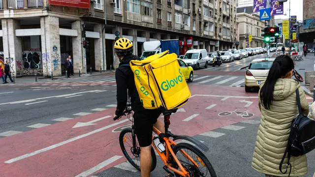 Glovo e Deliveroo, l’Antitrust vaglia eventuali informazioni ingannevoli